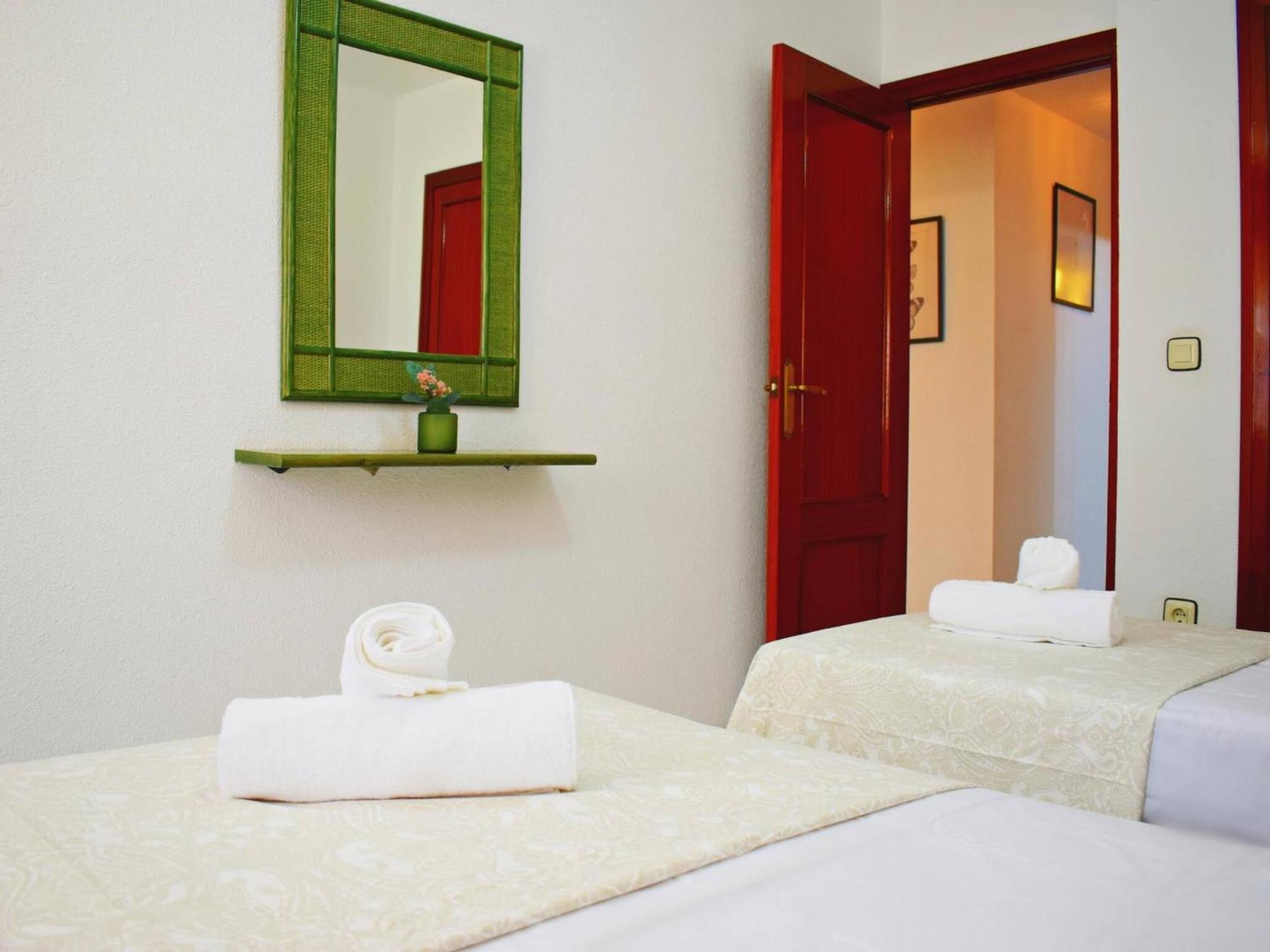 Amplio Y Luminoso Apartamento Cerca Del Centro Y La Playa Con Piscina Y Parking Privado Malaga Exterior photo
